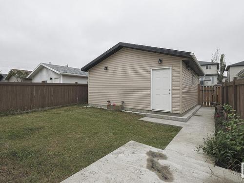 3113 32 Av Nw, Edmonton, AB 