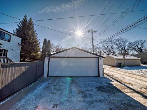 11708 130 St Nw, Edmonton, AB 