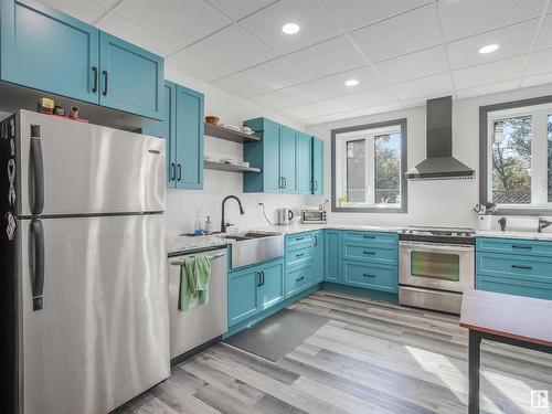 A&B 48472 Rge Rd 252, Rural Leduc County, AB - Indoor Photo Showing Kitchen With Upgraded Kitchen