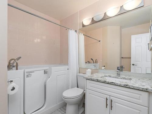 108 Ravine Villa(S), Leduc, AB - Indoor Photo Showing Bathroom