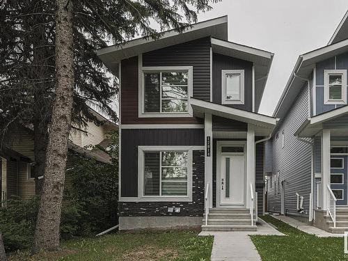 12014 104 St Nw Nw, Edmonton, AB 