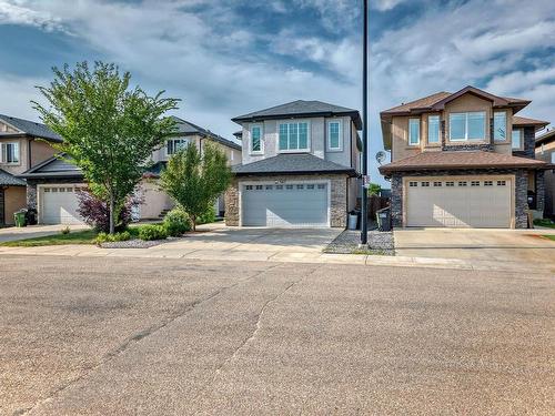 587 Albany Wy Nw, Edmonton, AB 