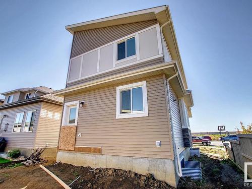 330 Balsam Li, Leduc, AB 