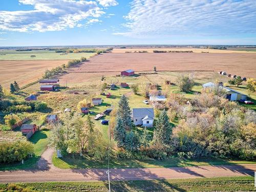 191043 Twp Rd 584, Rural Lamont County, AB 