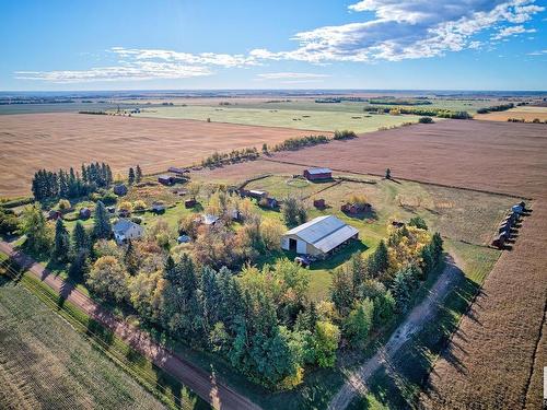 191043 Twp Rd 584, Rural Lamont County, AB 