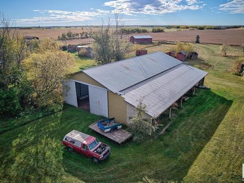 191043 Twp Rd 584, Rural Lamont County, AB 