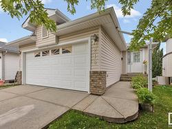 218 WYMAN LN NW  Edmonton, AB T6T 1M9