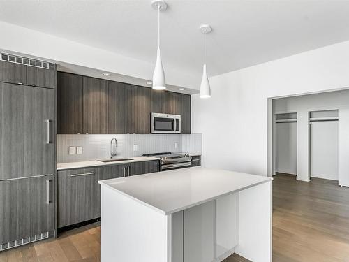 5406 10310 102 Street, Edmonton, AB - Indoor Photo Showing Kitchen With Upgraded Kitchen