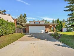 344 Lessard DR NW  Edmonton, AB T6M 1A5