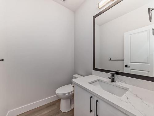 28 Ashbury Crescent, Spruce Grove, AB - Indoor Photo Showing Bathroom