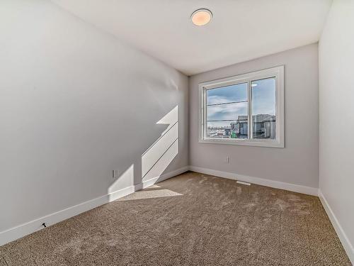 28 Ashbury Crescent, Spruce Grove, AB - Indoor Photo Showing Other Room