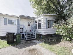 2321 West Port CL NW  Edmonton, AB T5S 1T7