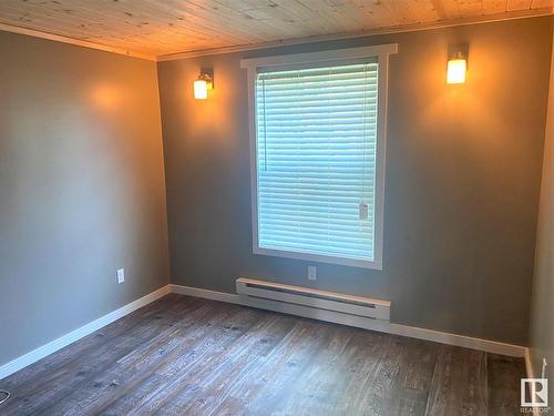 406 55061 Twp Rd 462, Rural Wetaskiwin County, AB - Indoor Photo Showing Other Room