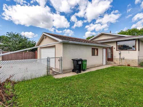 11731 145 Av Nw Nw, Edmonton, AB 