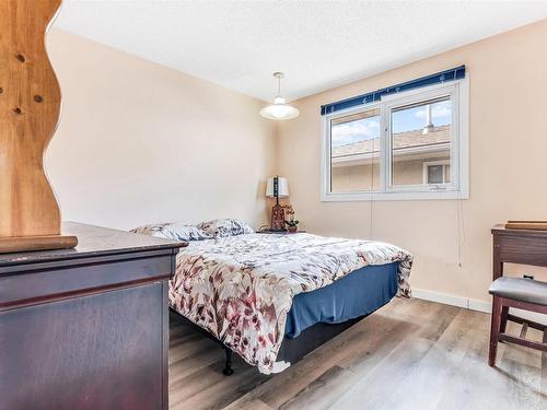 11731 145 Avenue Nw, Edmonton, AB - Indoor Photo Showing Bedroom