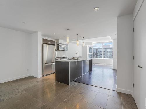 709 2612 109 Street, Edmonton, AB - Indoor Photo Showing Kitchen With Stainless Steel Kitchen