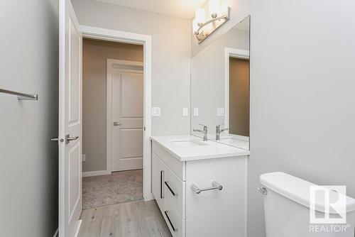 33 Cannes Cove, St. Albert, AB - Indoor Photo Showing Bathroom