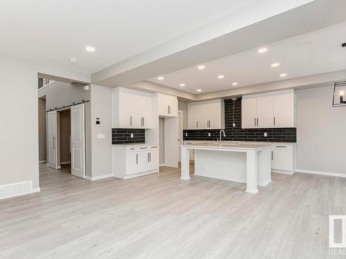 27 Cannes Cove, St. Albert, AB - Indoor Photo Showing Kitchen