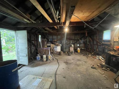 20 Railway Avenue, Duffield, AB - Indoor Photo Showing Basement