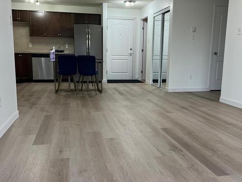 305 7327 South Terwillegar Drive, Edmonton, AB - Indoor Photo Showing Kitchen