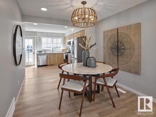 25 29 Airport Road, Edmonton, AB - Indoor Photo Showing Dining Room