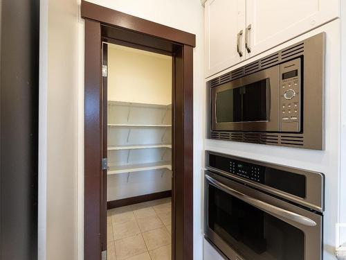 648 180 Street, Edmonton, AB - Indoor Photo Showing Kitchen