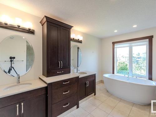 648 180 Street, Edmonton, AB - Indoor Photo Showing Bathroom