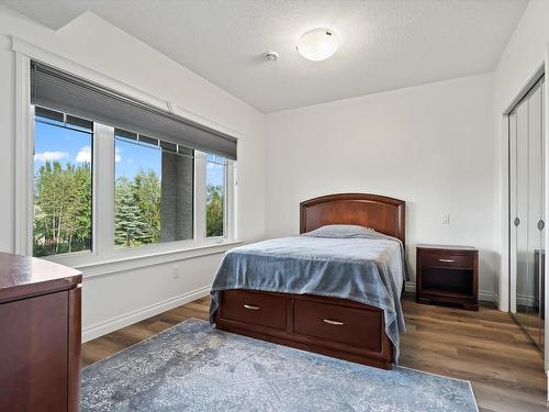 3813 Macneil Heath, Edmonton, AB - Indoor Photo Showing Bedroom