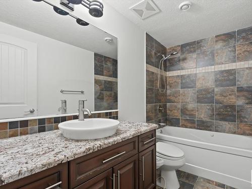 3813 Macneil Heath, Edmonton, AB - Indoor Photo Showing Bathroom