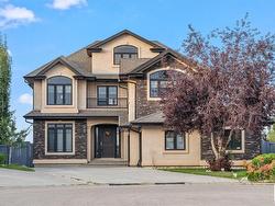 3813 MACNEIL HE NW  Edmonton, AB T6R 0H5