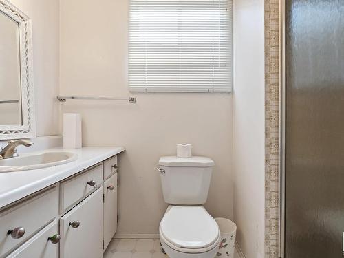 4413 53A Avenue, Smoky Lake Town, AB - Indoor Photo Showing Bathroom