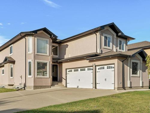 1004 Wildwood Co Nw, Edmonton, AB 