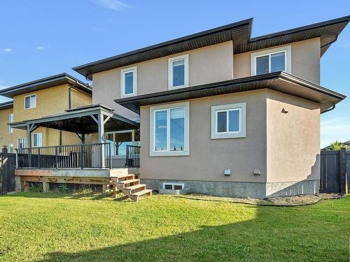 1004 Wildwood Co Nw, Edmonton, AB 