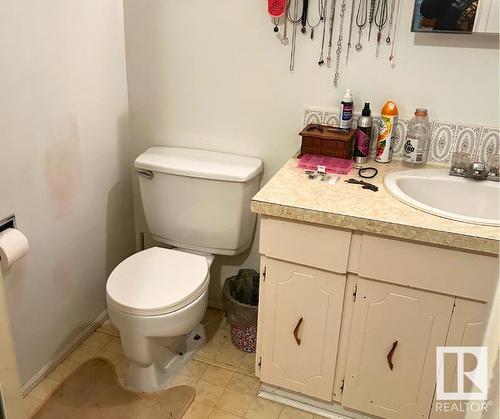 3705 53 Street, Wetaskiwin, AB - Indoor Photo Showing Bathroom