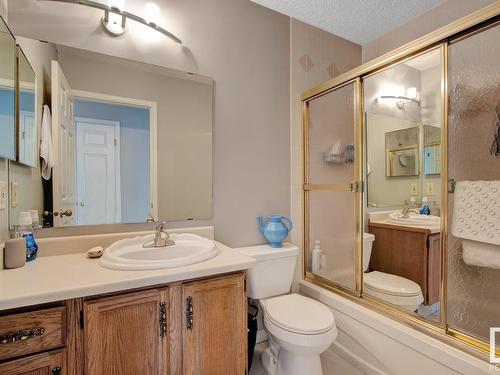 15425 98 Street, Edmonton, AB - Indoor Photo Showing Bathroom