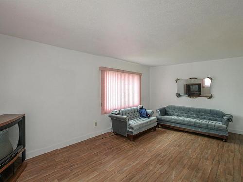 5041 55 Ave, St. Paul Town, AB - Indoor Photo Showing Other Room