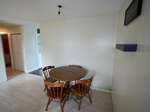 4801 42 Street, St. Paul Town, AB - Indoor Photo Showing Dining Room