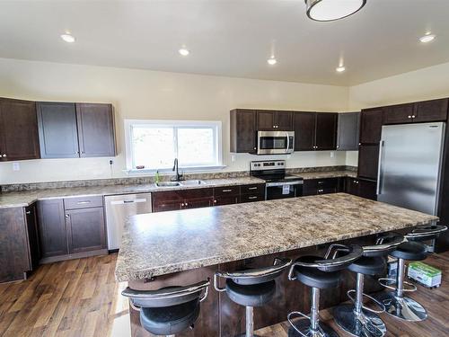 126 57004 Range Road 95, Rural St. Paul County, AB - Indoor Photo Showing Kitchen With Double Sink With Upgraded Kitchen