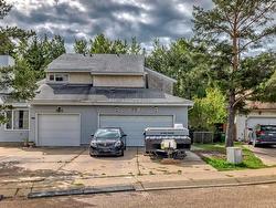 17317 60 AV NW  Edmonton, AB T6M 1E9