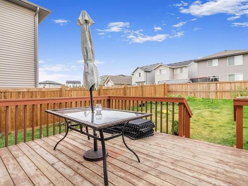 16735 64 Street Nw Nw, Edmonton, AB 