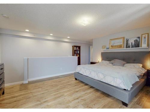 502 7905 96 Street, Edmonton, AB - Indoor Photo Showing Bedroom