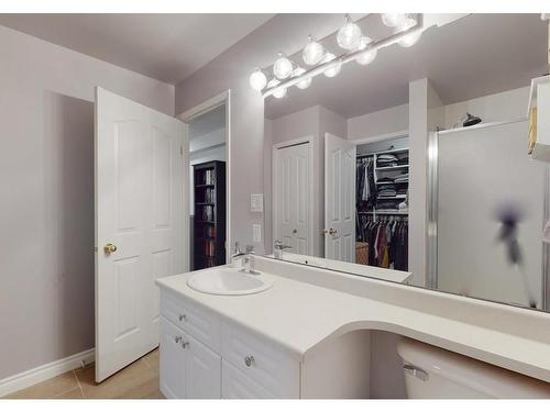 502 7905 96 Street, Edmonton, AB - Indoor Photo Showing Bathroom