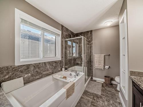 21623 86 Av Nw, Edmonton, AB 