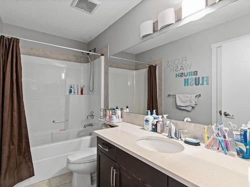 17208 78 Street, Edmonton, AB - Indoor Photo Showing Bathroom