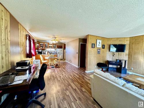 5144 49 Av, Drayton Valley, AB 