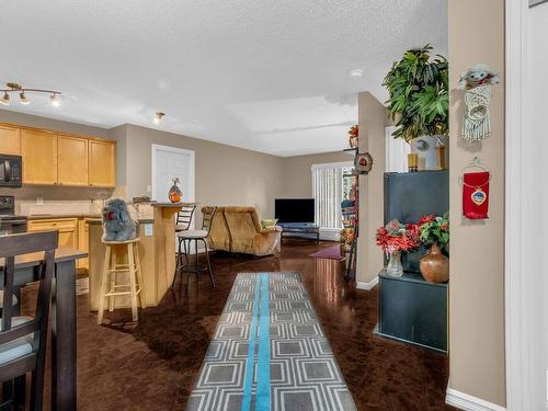 114 13710 150 Avenue, Edmonton, AB - Indoor