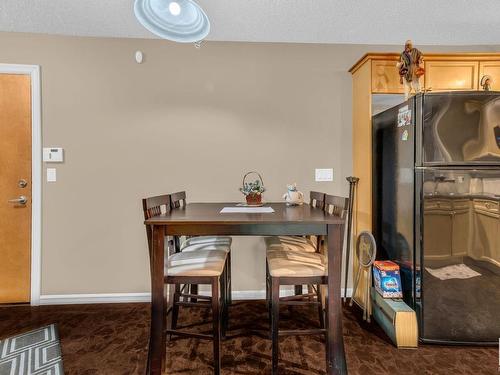 114 13710 150 Avenue, Edmonton, AB - Indoor Photo Showing Dining Room