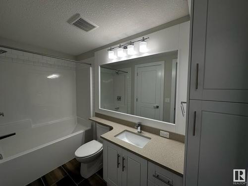 226 61 Festival Way, Sherwood Park, AB - Indoor Photo Showing Bathroom