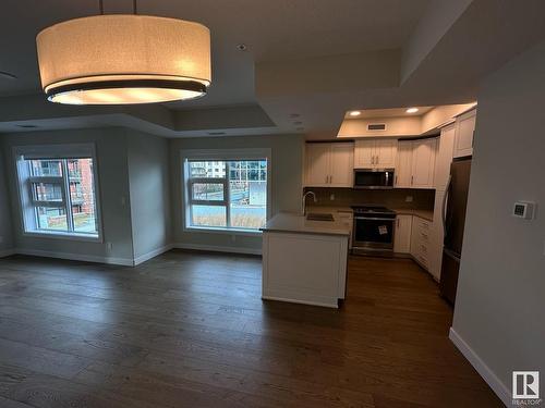 226 61 Festival Way, Sherwood Park, AB - Indoor Photo Showing Kitchen