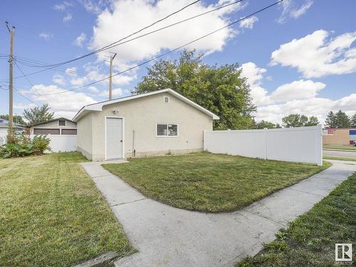 11004 34 St Nw, Edmonton, AB 